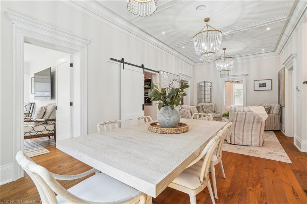 524 Locust Street Property Photo 10