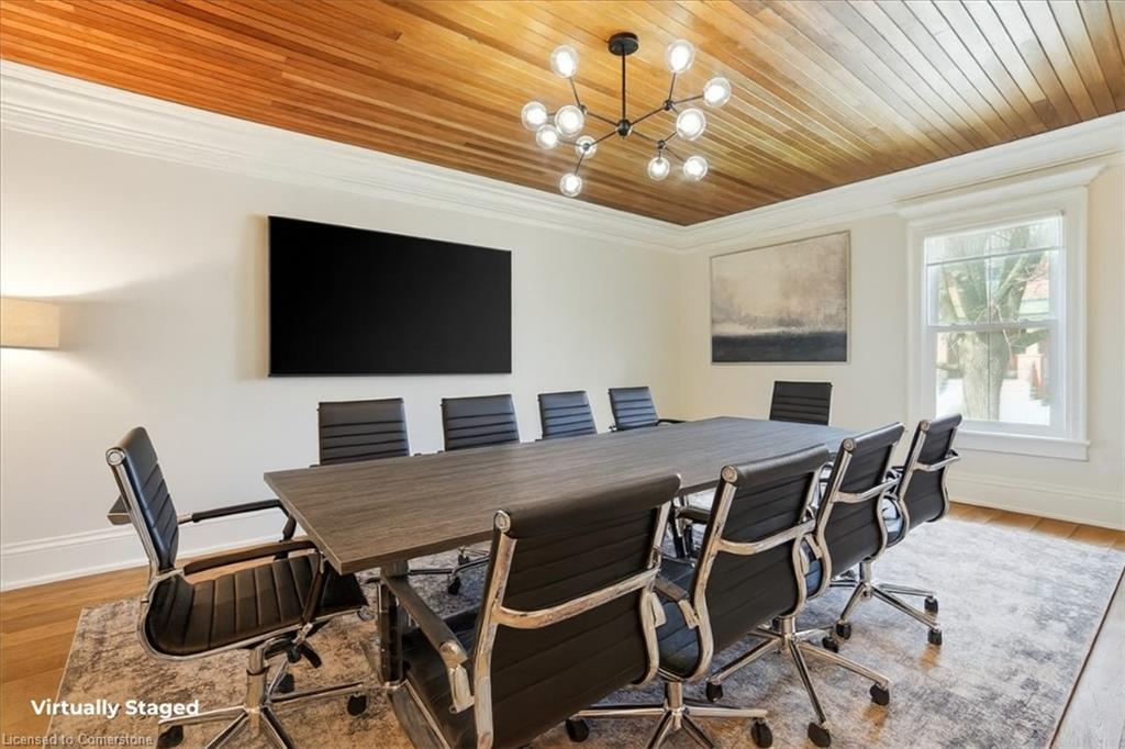 524 Locust Street Property Photo 15