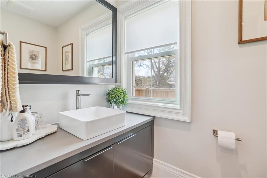 524 Locust Street Property Photo 28