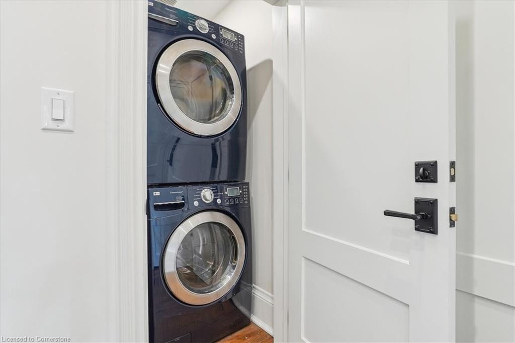 524 Locust Street Property Photo 29