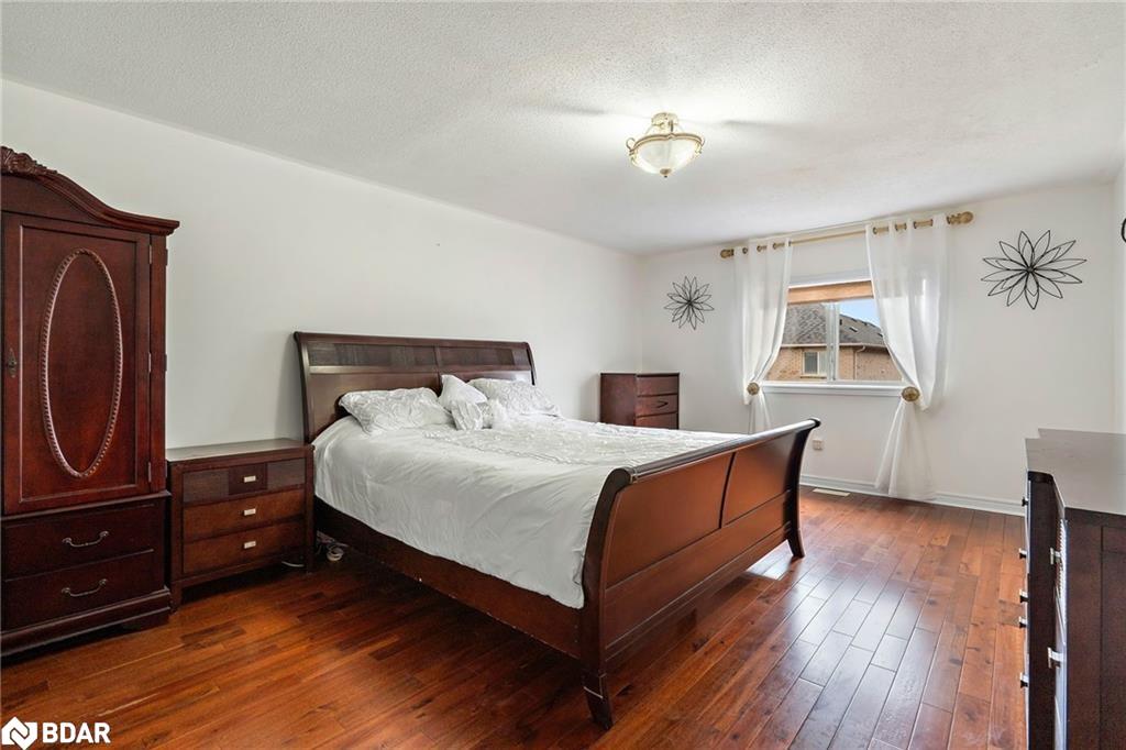 43 Humbershed Crescent Property Photo 5