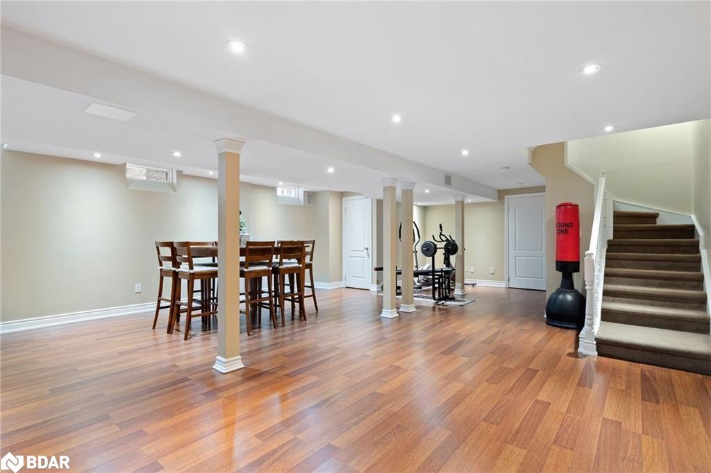 43 Humbershed Crescent Property Photo 8
