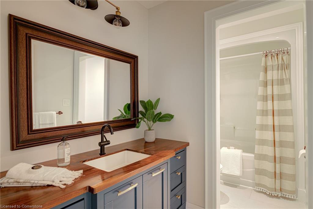 2194 Bleams Road Property Photo 32