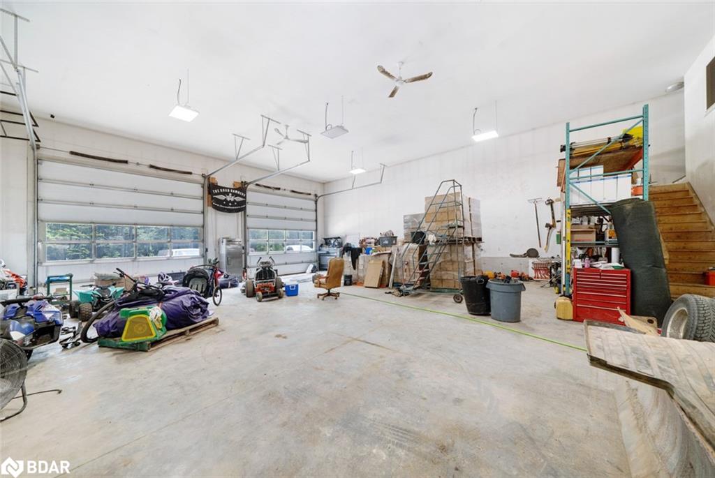 640 Mapleview Drive E Property Photo 39