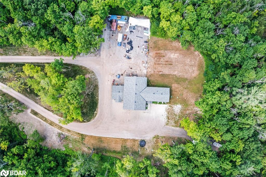 640 Mapleview Drive E Property Photo 47