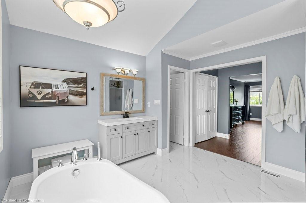 1560 Rixon Way Property Photo 24