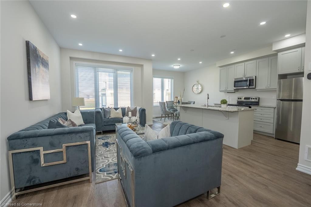 73 Forestwalk Street Property Photo 13