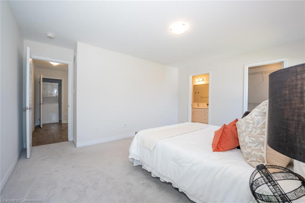 73 Forestwalk Street Property Photo 26