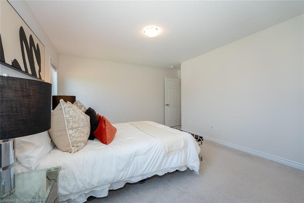 73 Forestwalk Street Property Photo 28
