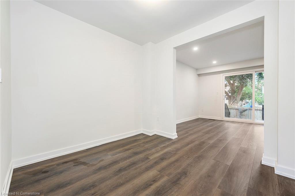 28 Woodman Drive N Property Photo 10