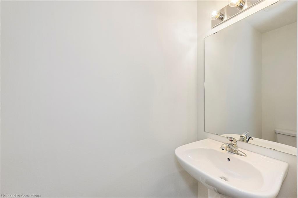 28 Woodman Drive N Property Photo 16