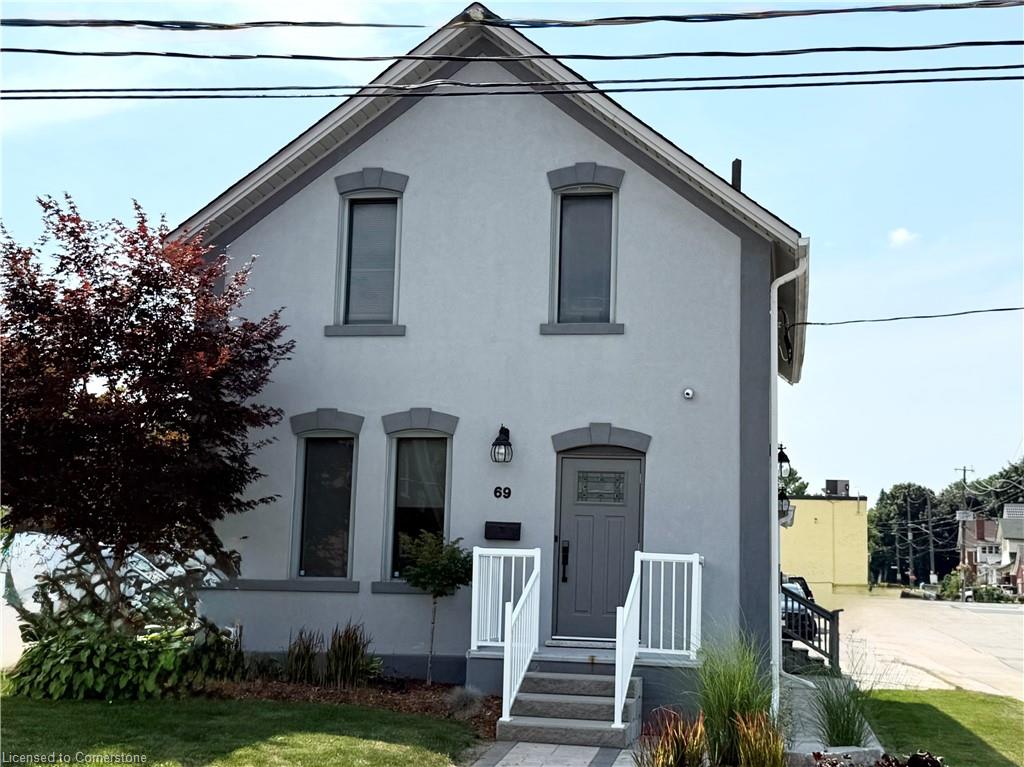 69 Regina Street N Property Photo 1