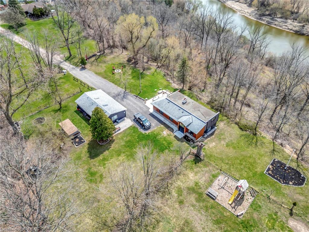 1 Old Onondaga Road W Property Photo 2