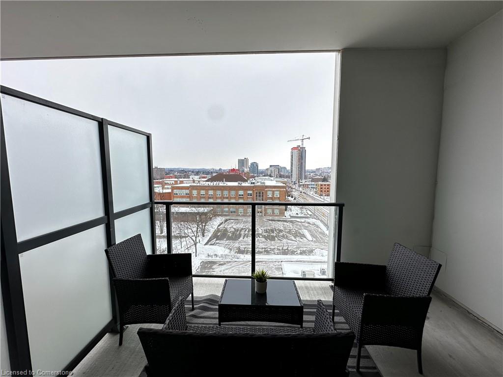 805-741 King Street West Property Photo 11