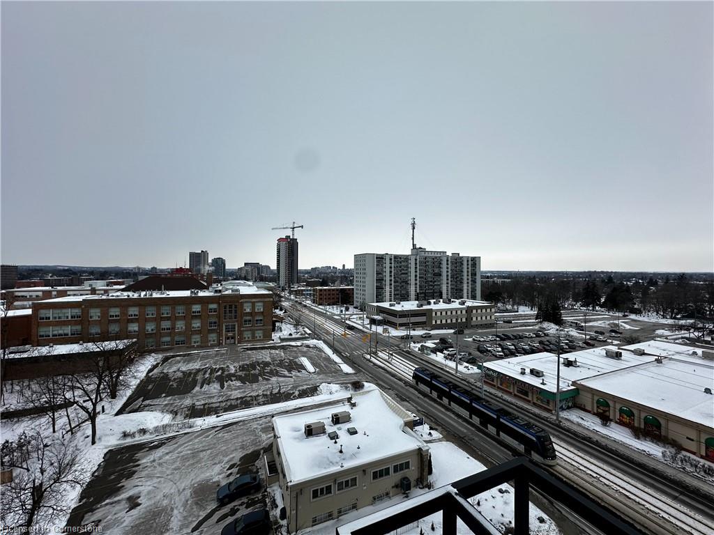 805-741 King Street West Property Photo 14