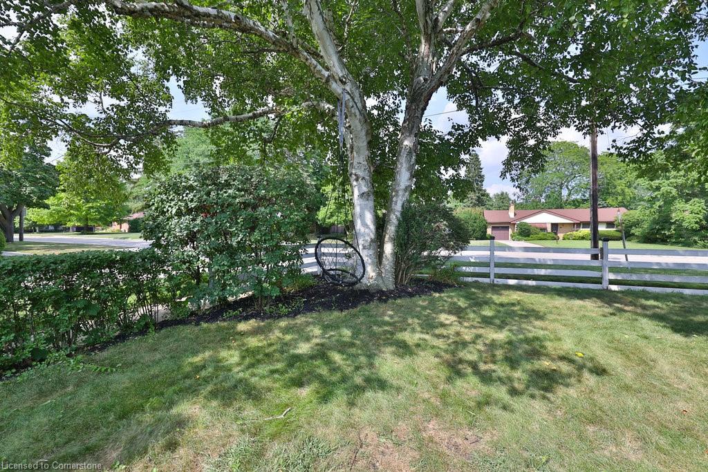 3530 Walmer Road Property Photo 6