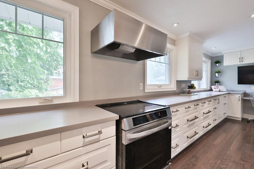 3530 Walmer Road Property Photo 13
