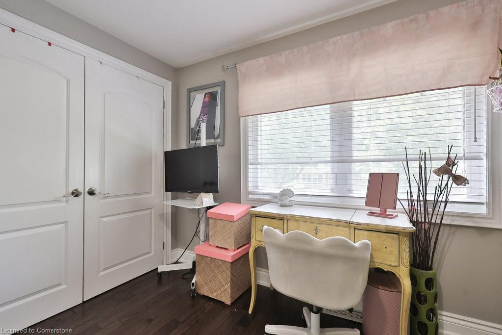 3530 Walmer Road Property Photo 27
