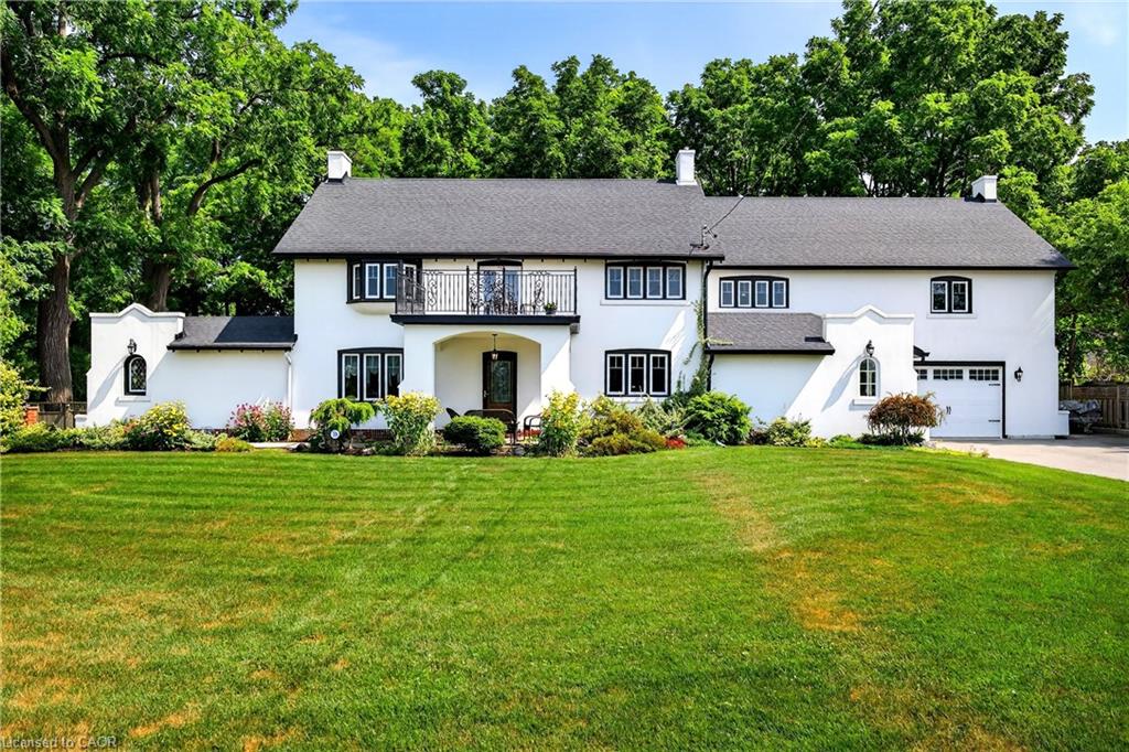 138 Caithness Street E Property Photo 1