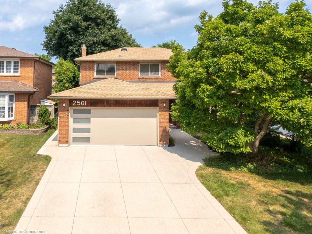 2501 Benedet Drive Property Photo 1