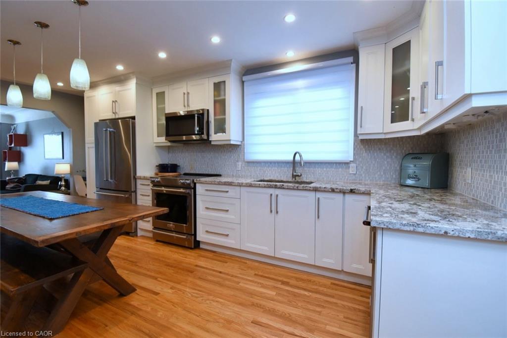 152 Glencairn Avenue Property Photo 10