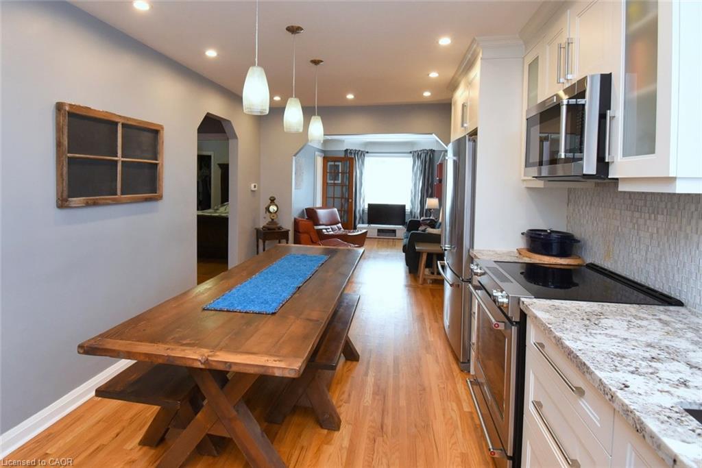 152 Glencairn Avenue Property Photo 12