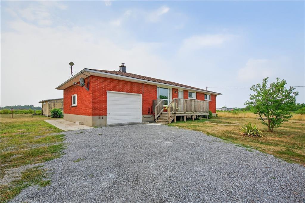 2041 Third Street Louth Property Photo 1