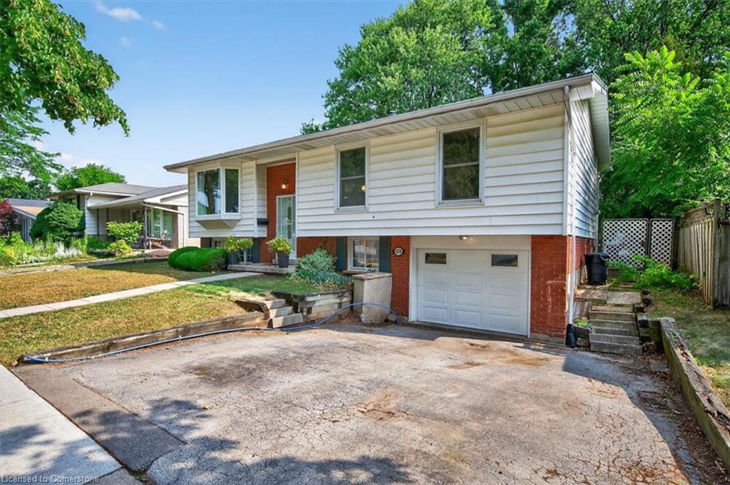 639 Blue Forest Hill Property Photo 1