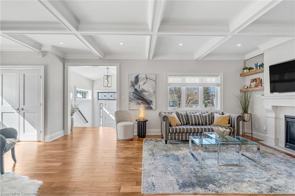 6 Credit Street Property Photo 4