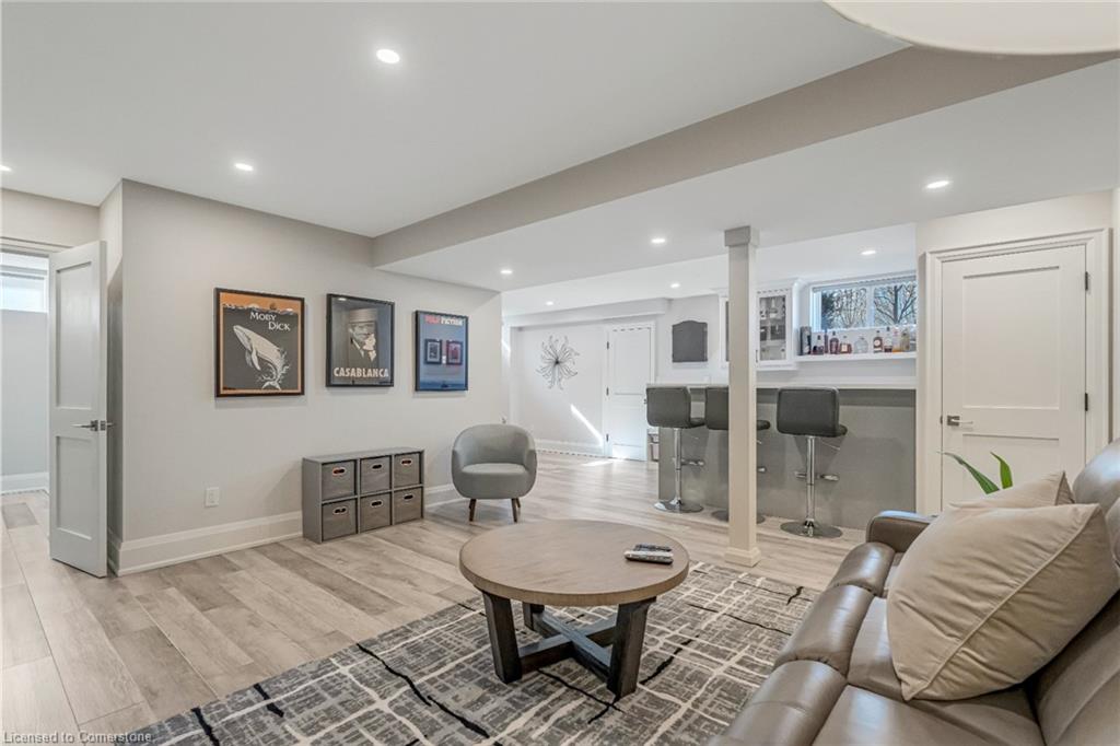 6 Credit Street Property Photo 19