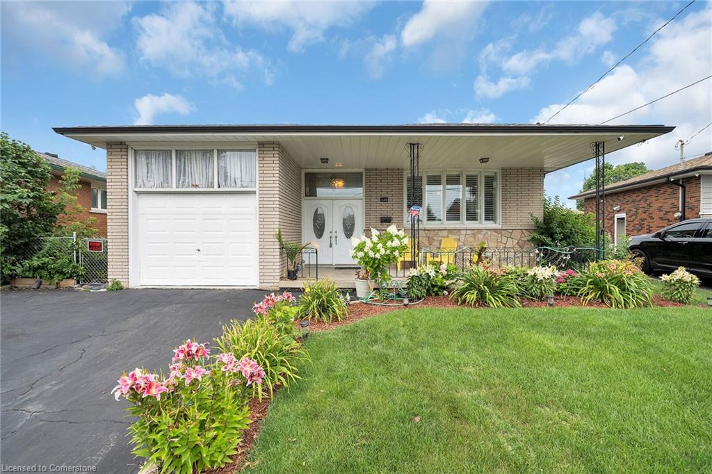 139 Nugent Drive Property Photo 1