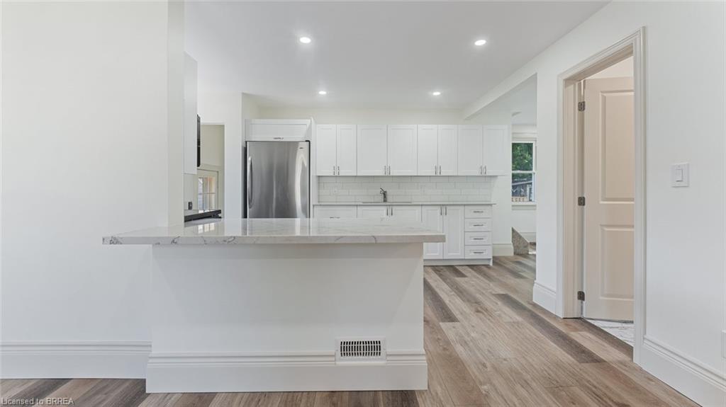 14 Mintern Avenue Property Photo 8