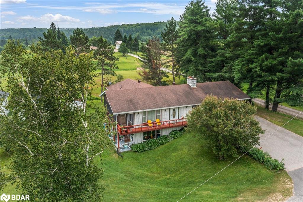 236 Queen Street Property Photo 1