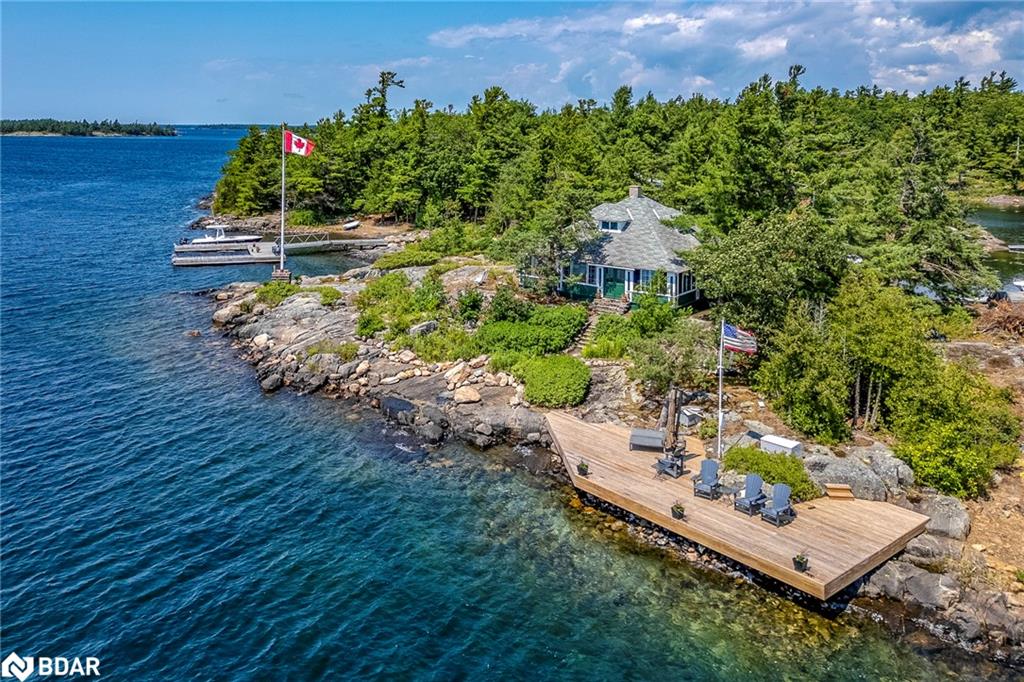 B324 Ellen Island Property Photo 1