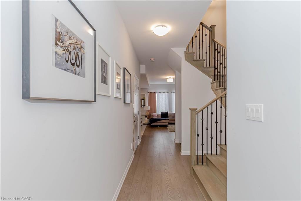 87 Renfrew Trail Property Photo 10