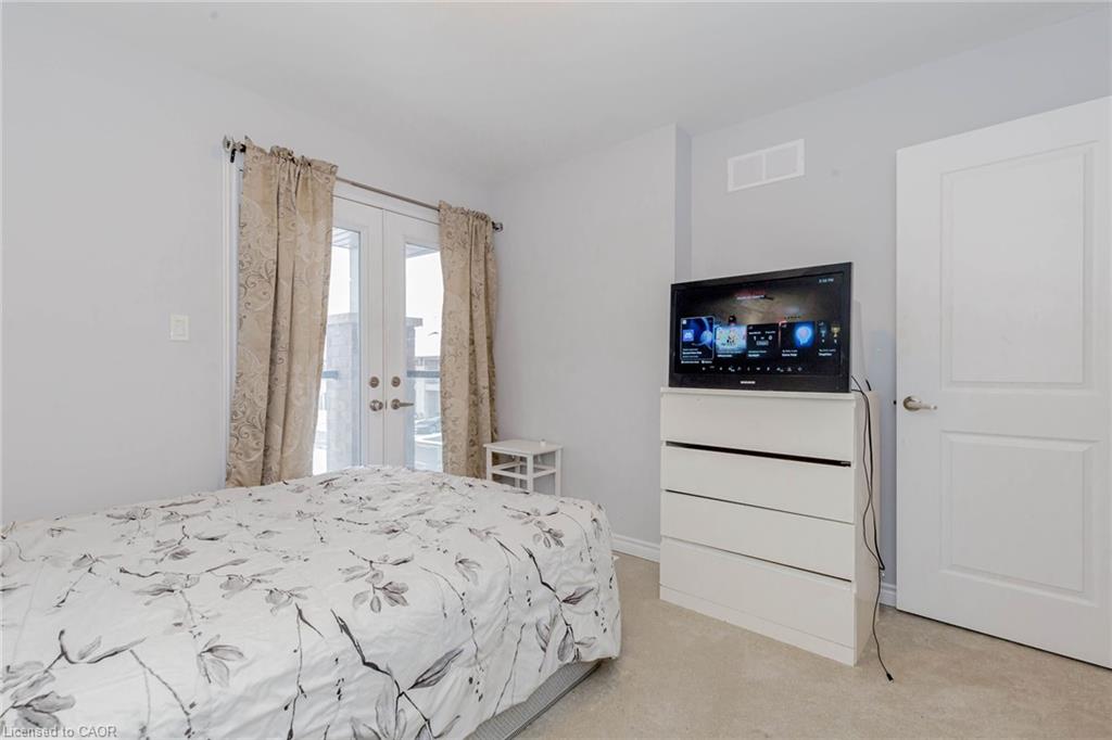 87 Renfrew Trail Property Photo 31