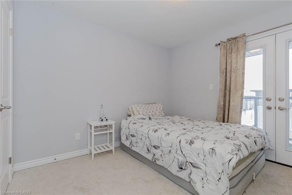 87 Renfrew Trail Property Photo 32