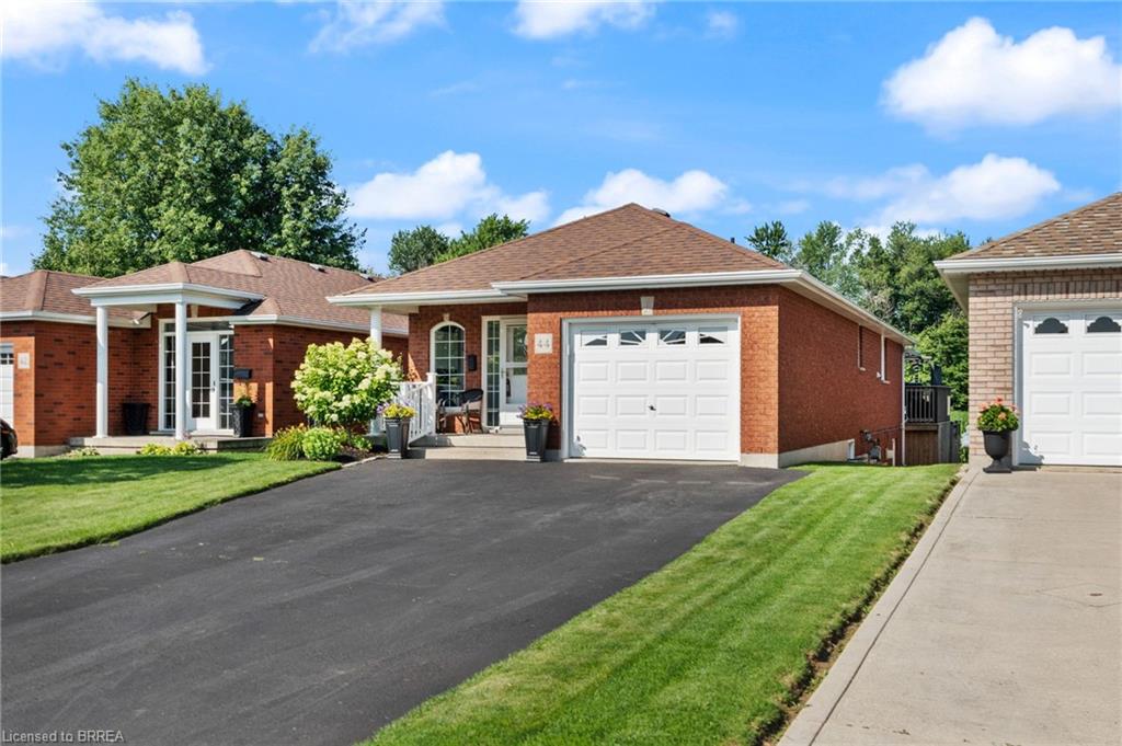 44 Macpherson Drive