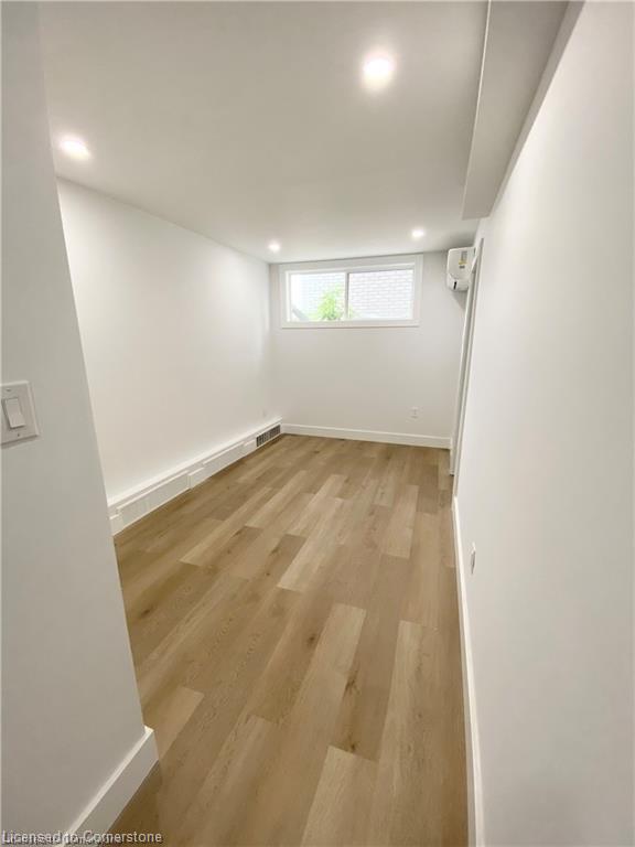 719 Upper James Street Property Photo 1