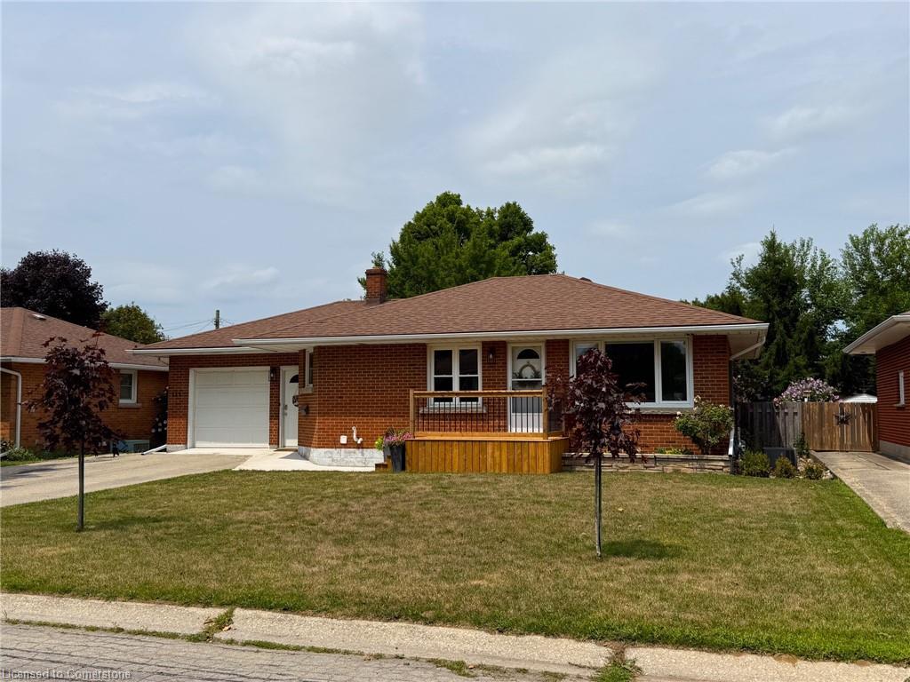 153 Connaught Avenue Property Photo 1