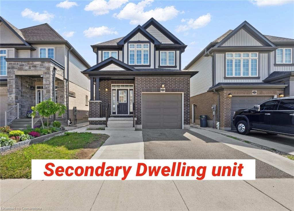 135 Ian Ormston Drive Property Photo