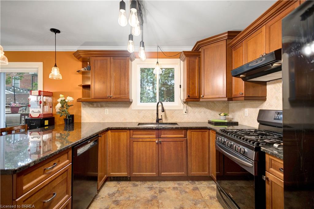 144 Glenwood Drive Property Photo 12