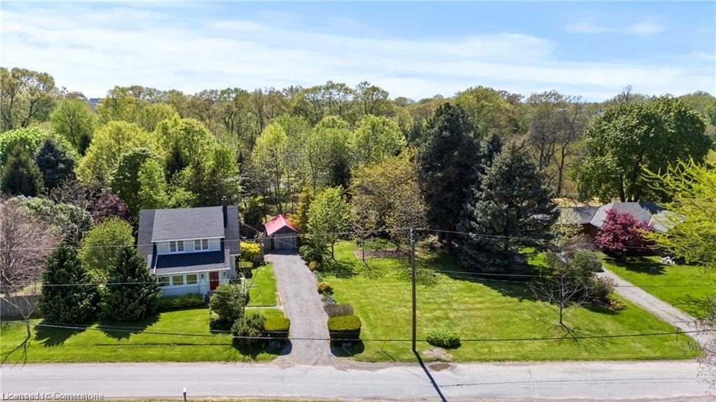 1386 Mcnab Road