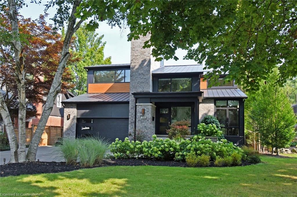 218 Ascot Place