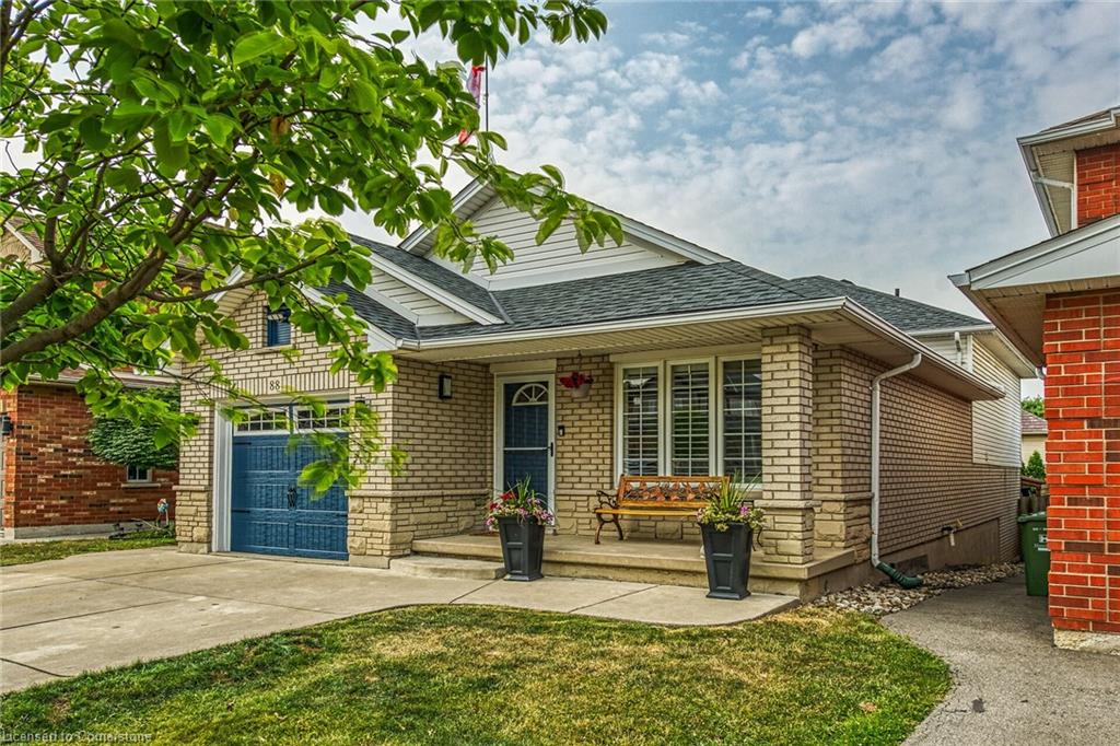 88 Redfern Avenue Property Photo 1
