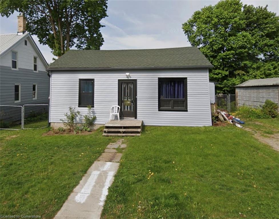 34 Centre Street Property Photo 1
