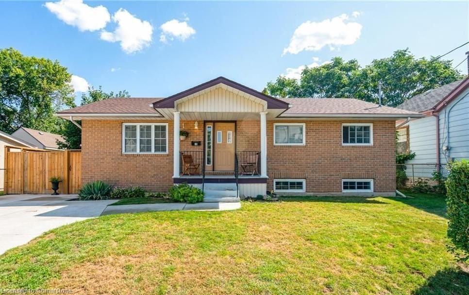 18 Greenlaw Place Property Photo 1