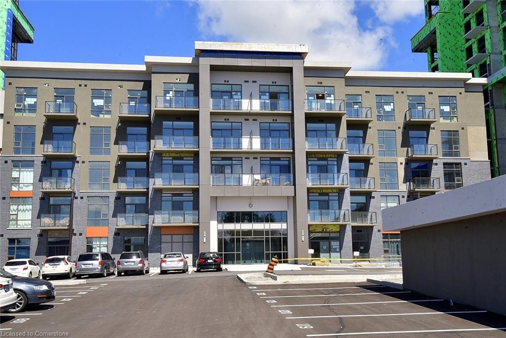 612-450 Dundas Street Property Photo 1