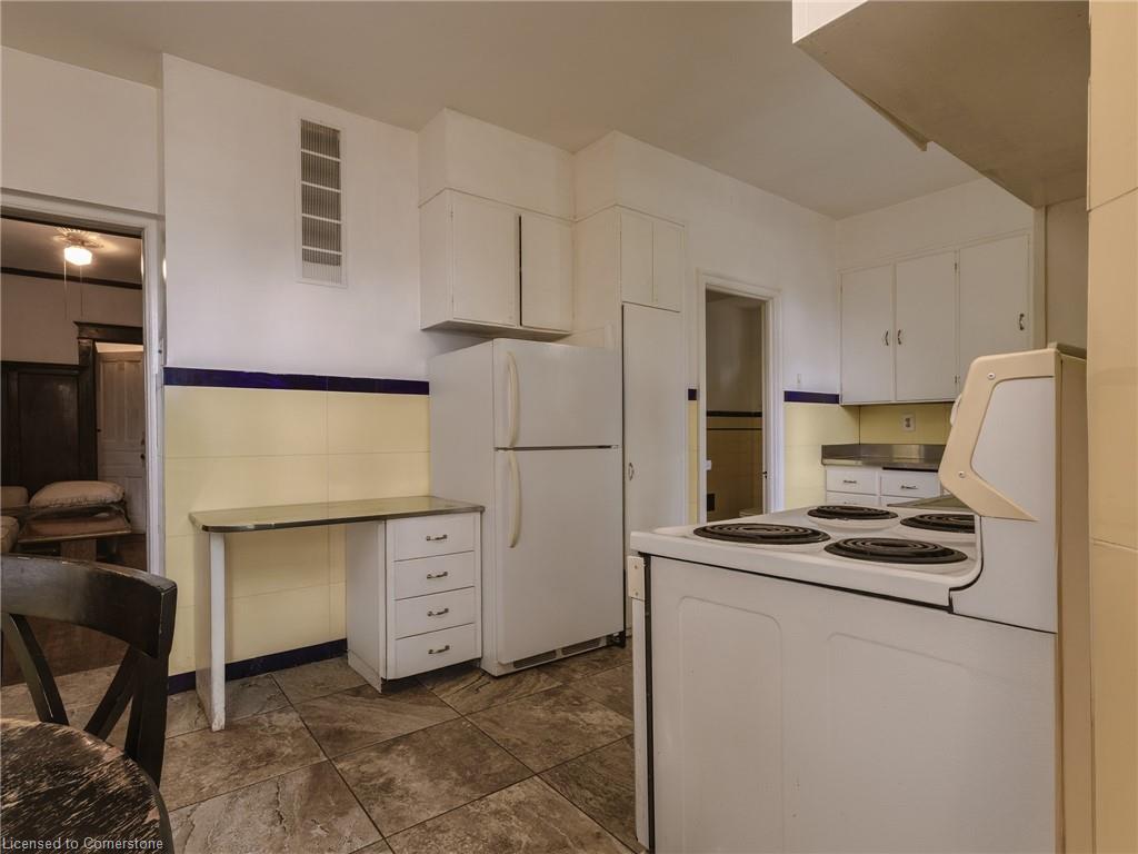 32 Simeon Street Property Photo 15