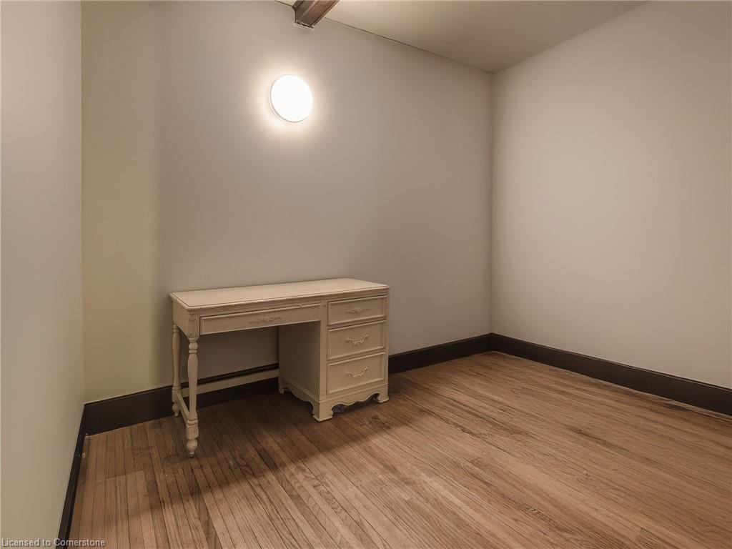 32 Simeon Street Property Photo 22